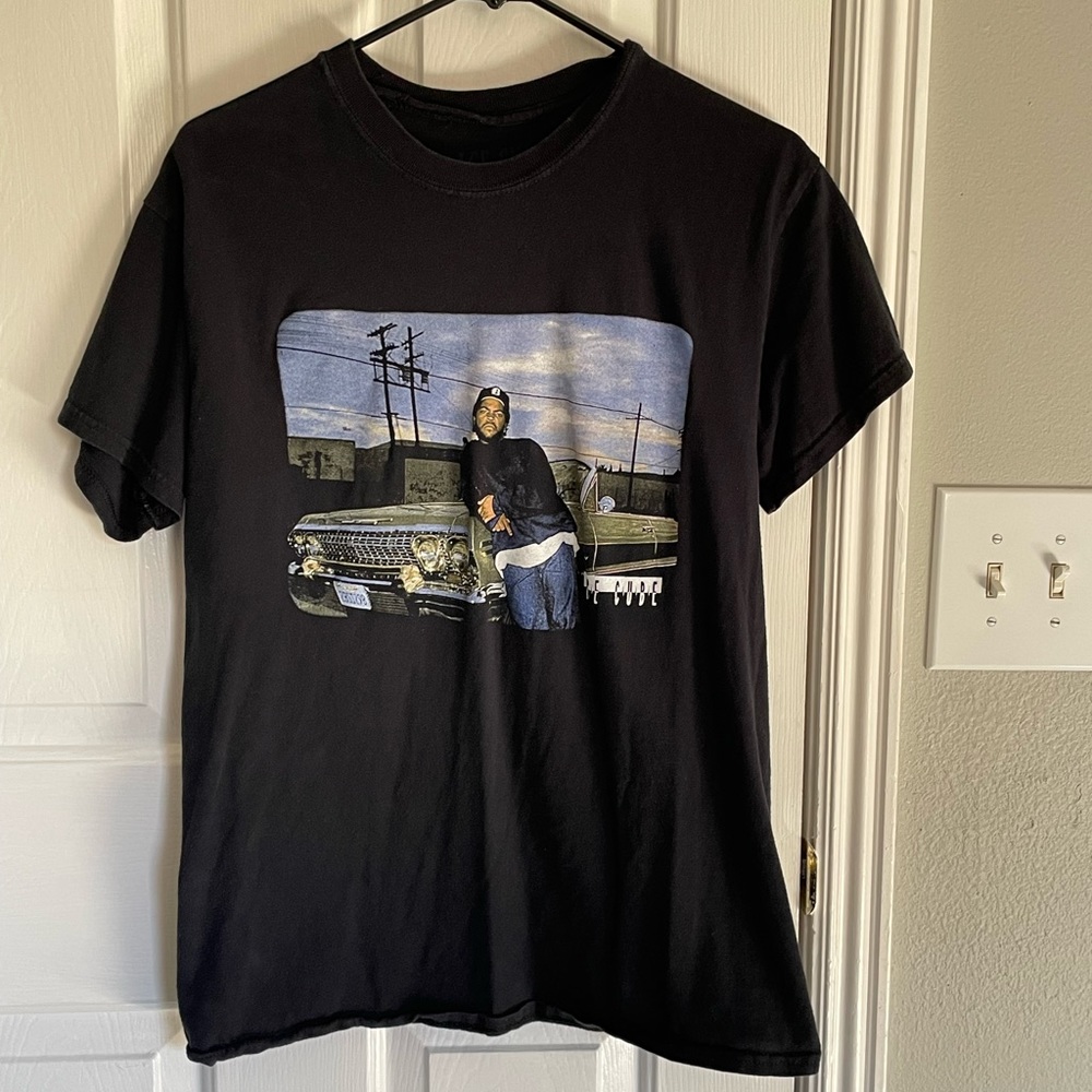 Ice cube tee